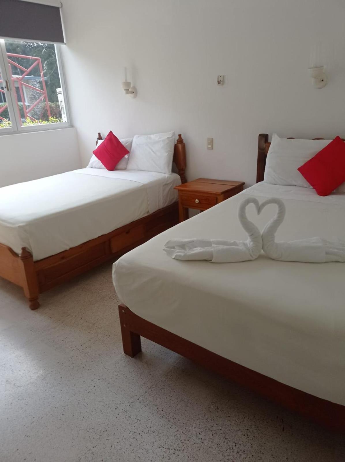 Hotel Los Leones Palenque Zewnętrze zdjęcie
